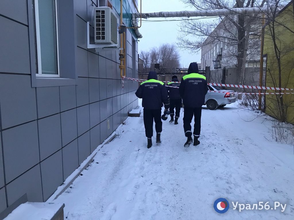 Неисправность системы канализации – причина отравления 6 сотрудников офисного центра в Орске