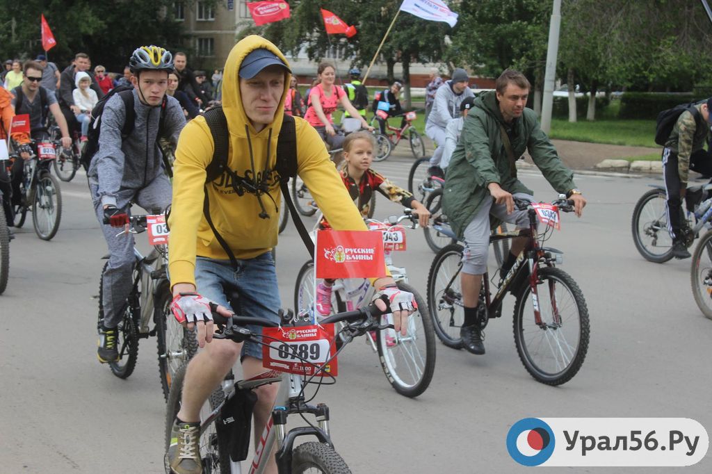 Около 2500 велосипедистов прокатились по улицам Оренбурга