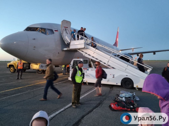 Аэропорт Орска принял первые рейсы из Сочи и Москвы после ремонта взлетно-посадочной полосы
