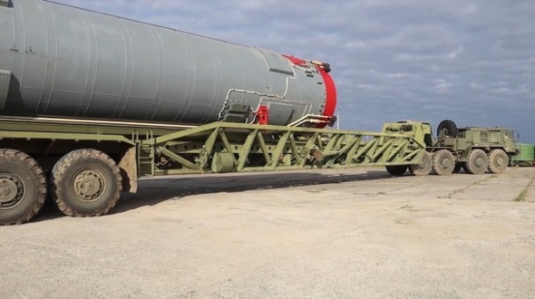 Минобороны РФ показало свежие кадры с ракетным комплексом «Авангард», который устанавливают в Ясном
