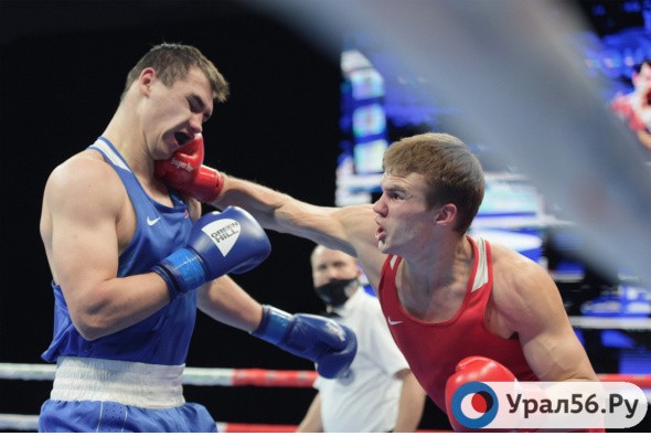 Оренбуржец Алексей Зобнин стал серебряным призером Чемпионата России по боксу
