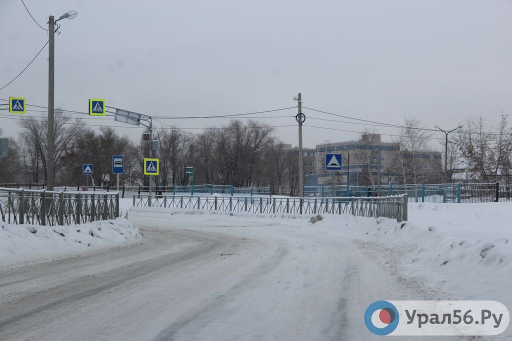 «Лежачий полицейский» в Орске, 27.12.2016