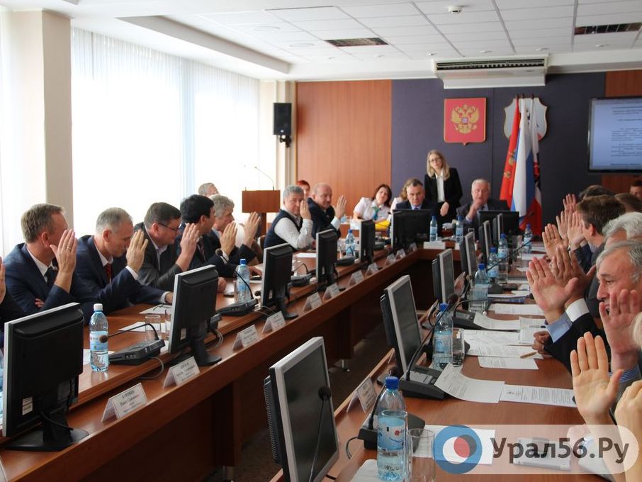 Троих жителей Орска хотят наградить медалями «За заслуги перед городом»