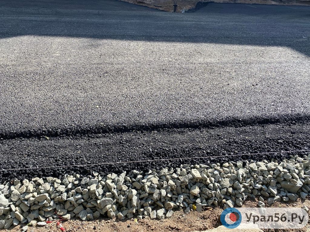 Дорожные работы на ул. Постникова в Оренбурге. Фото 2021 года