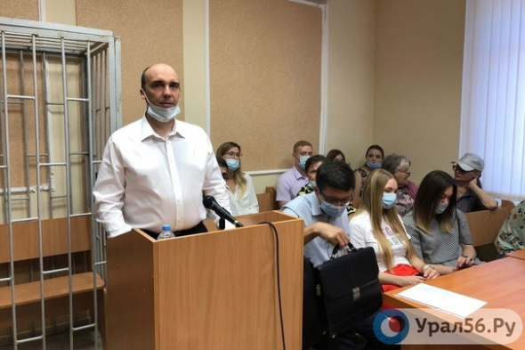В Ленинском суде Оренбурга завершился допрос главного свидетеля по делу экс-министра образования Вячеслава Лабузова