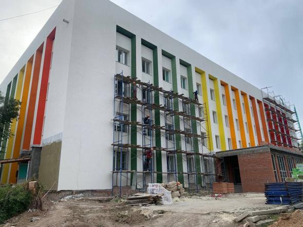 В Оренбурге на проспекте Бр. Коростелевых до конца года откроется детская поликлиника