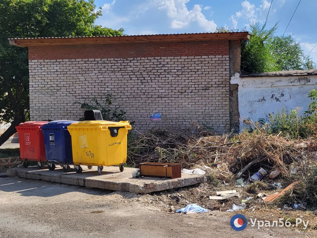 Контейнеры для раздельного сбора отходов в Оренбурге