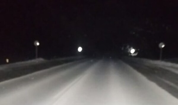 На трассе Оренбург -Орск. Источник: Стоп-кадр из видео очевидцев