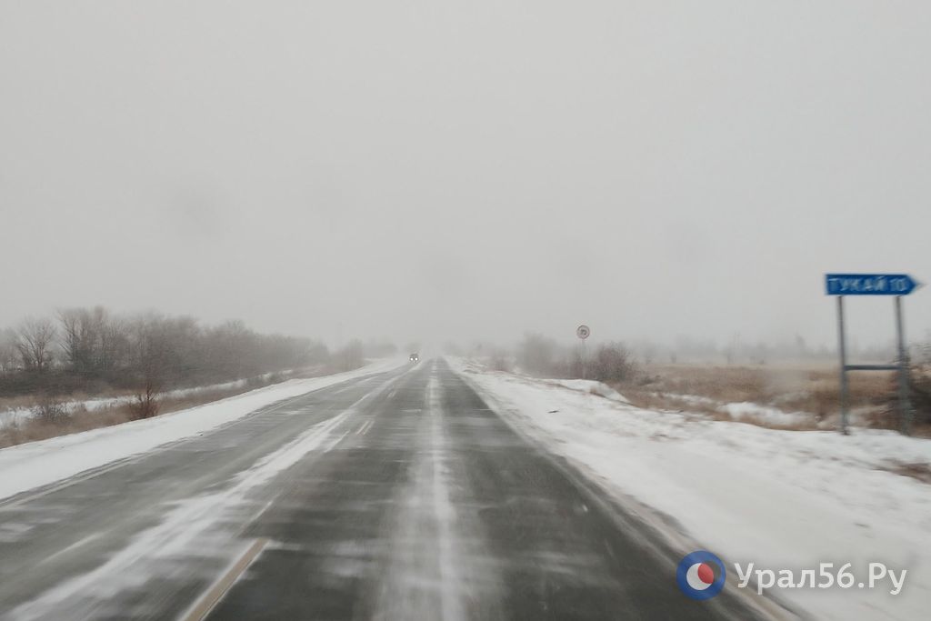 Одна из трасс в Оренбургской области. Фото из архива 
