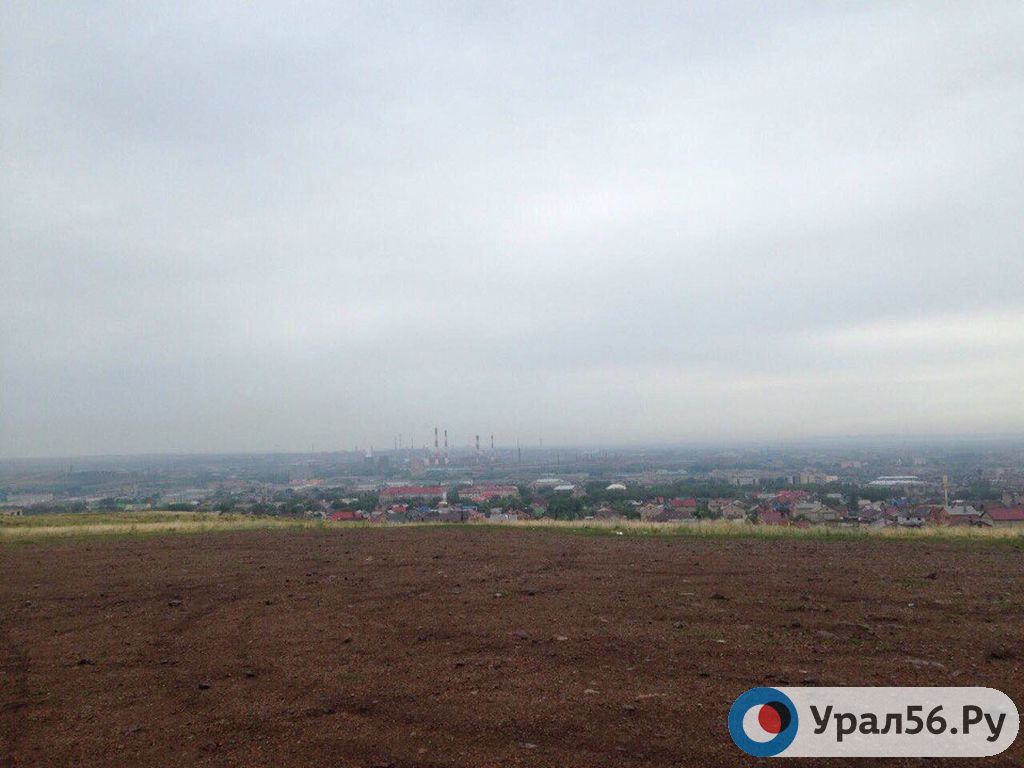 Утро в Орске в одной фотографии: город накрыл смог
