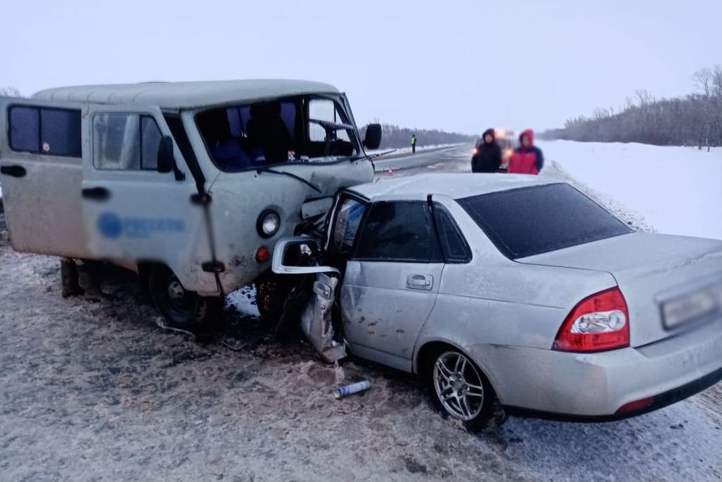 На месте ДТП, фото: пресс-служба УМВД России по Оренбургской области