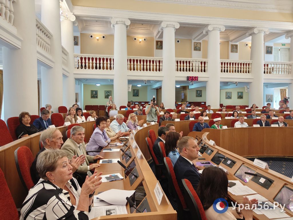27 июня в Доме Советов