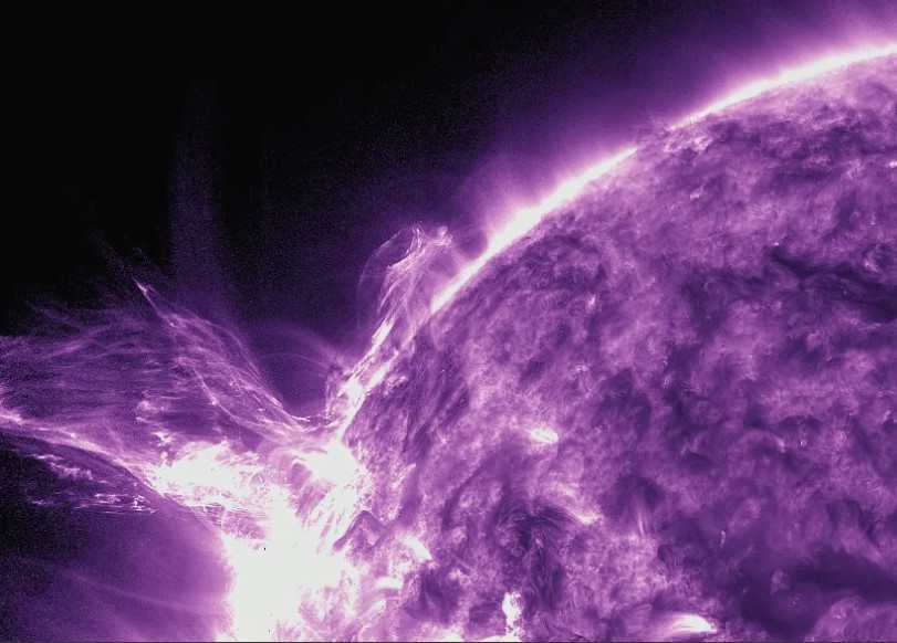 Вспышка на солнце. Фото: лаборатория солнечной астрономии ИКИ РАН