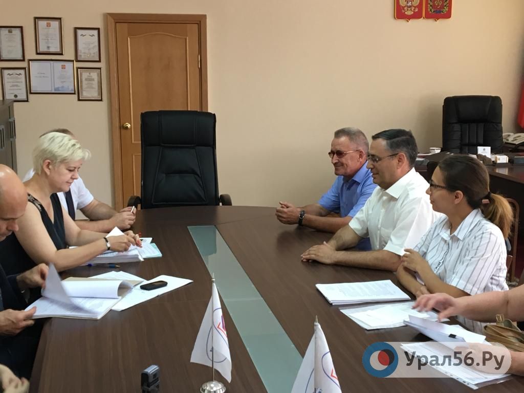 Максим Амелин подал документы в избирком