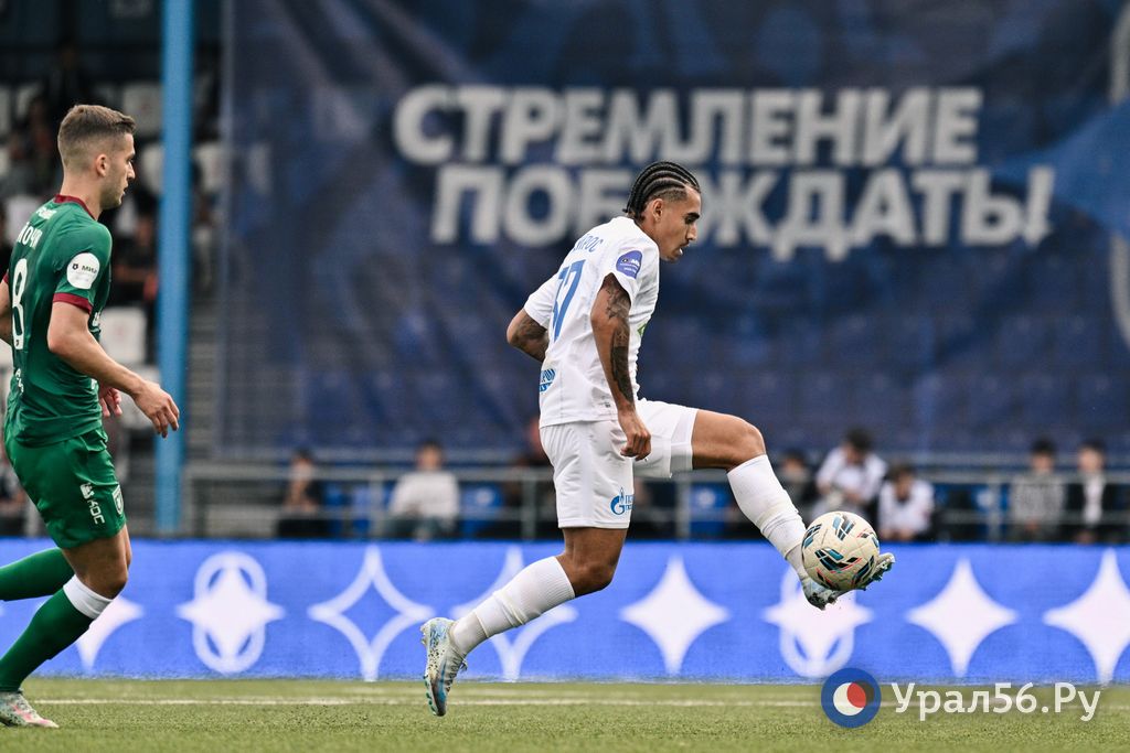 Полузащитник ФК «Оренбург» Ду Кейрос