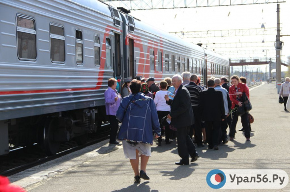 9 декабря временно изменят посадку и высадку пассажиров на вокзале Оренбурга из-за приезда поезда Деда Мороза