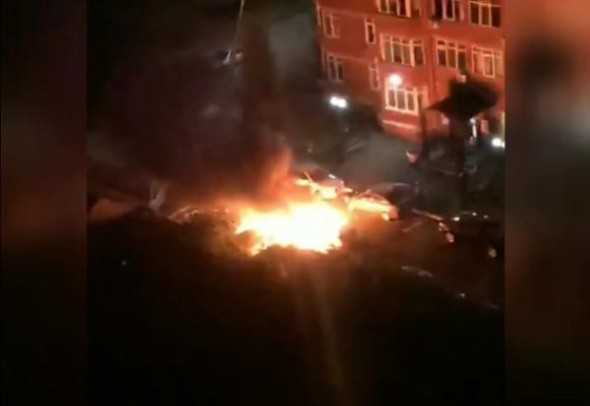 В Оренбурге взорвался и полностью сгорел автомобиль 