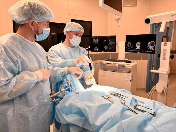 В новой областной детской больнице Оренбурга впервые провели нейрохирургическую операцию младенцу