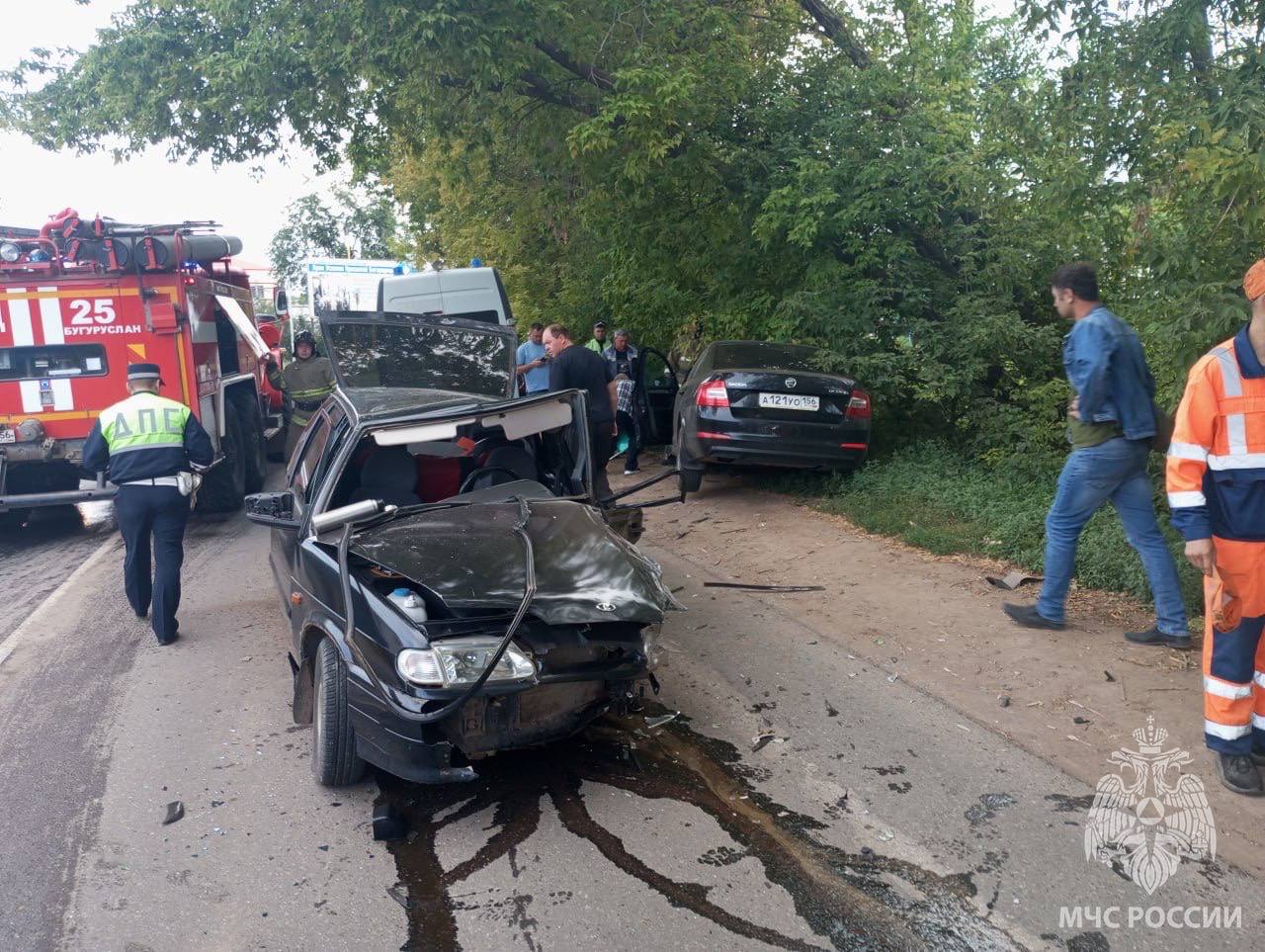 ДТП в Бугуруслане. Фото МЧС по Оренбургской области 