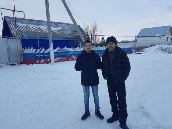 «Требовали сознаться в краже 5 тысяч рублей»: Оренбургский областной суд смягчил наказанием полицейским, которые пытали людей электрошокером