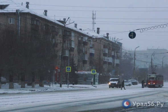 Зима, снег, Орск: Урал56 подготовил фоторепортаж о зимнем понедельнике в Орске