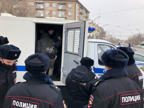 Сторонники навального в Оренбурге и Орске заявили о митингах 21 апреля. МВД призвало воздержаться от участия в незаконных акциях