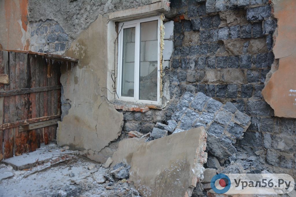 Частично обрушившаяся стена дома на улице Краматорской была отремонтирована из средств резервного фонда