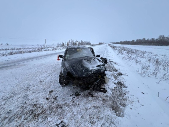 4-летняя девочка и ее мама пострадали в ДТП в Оренбургской области в канун Нового года