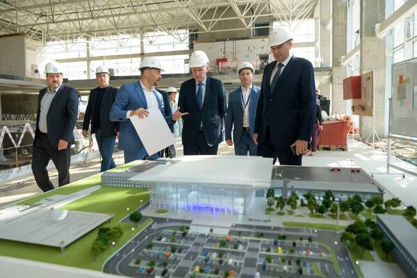 На территории стройплощадки. Источник: Правительство Оренбургской области