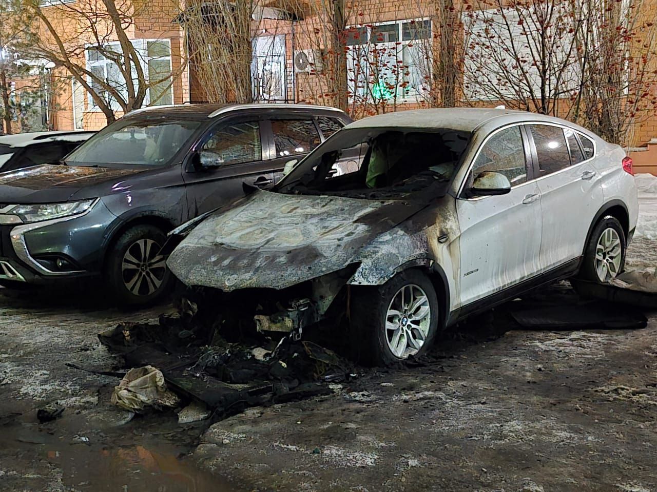 Поврежденный автомобиль. Фото: УМВД России по Оренбургской области