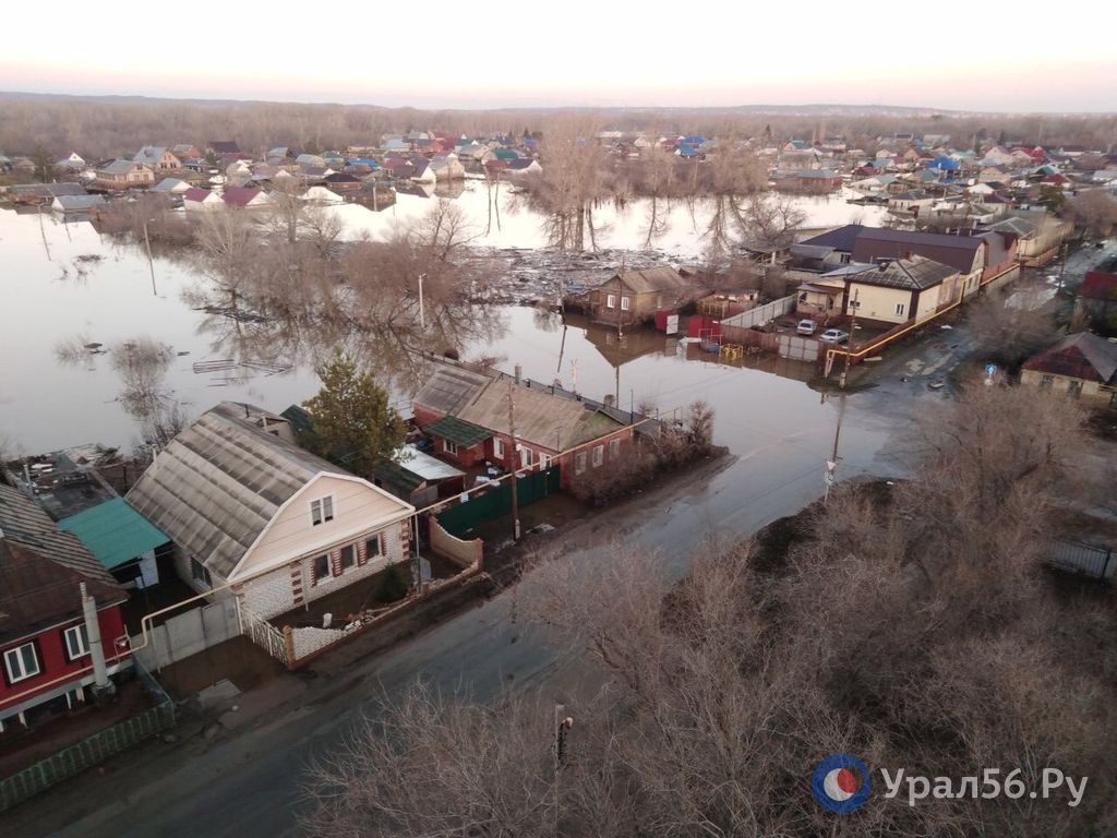 Подтопленные территории Орска. Фото из архива
