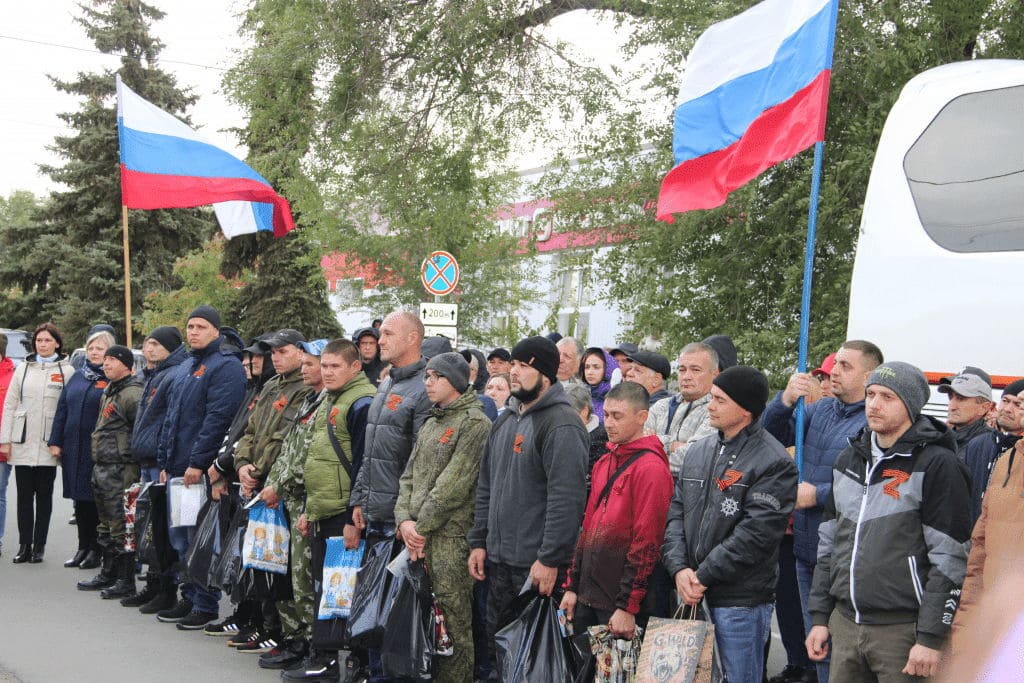 Отправка мобилизованных к месту службы. Источник: администрация Новосергиевского района 