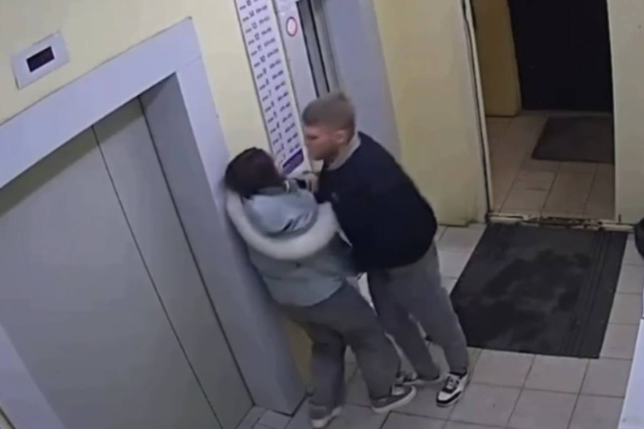 Момент драки. Источник: Стоп-кадр из видео UTV