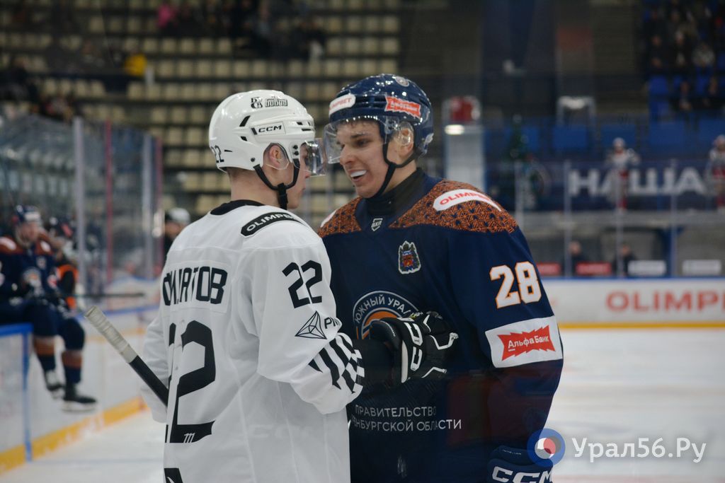 Реванш не удался: ХК «Южный Урал» вновь уступил «Челмету» в матче домашней серии — 2:3