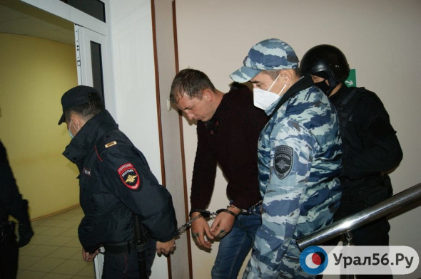 Убийца троих студенток в Гае Александр Лазарев проведет в СИЗО еще 3 месяца