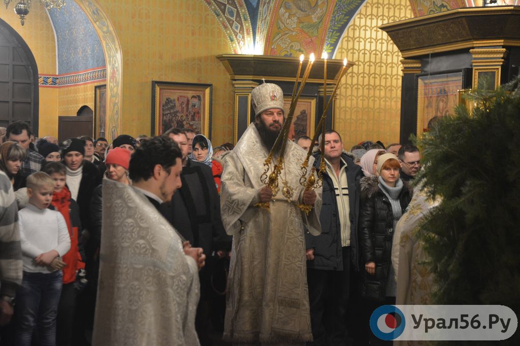 В Орске встретили Рождество Христово
