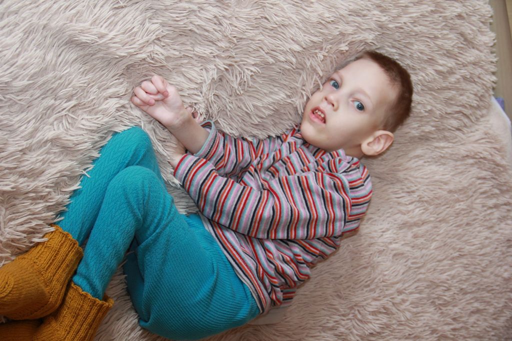 6-летнему Савве Старкову из Оренбурга срочно требуется помощь