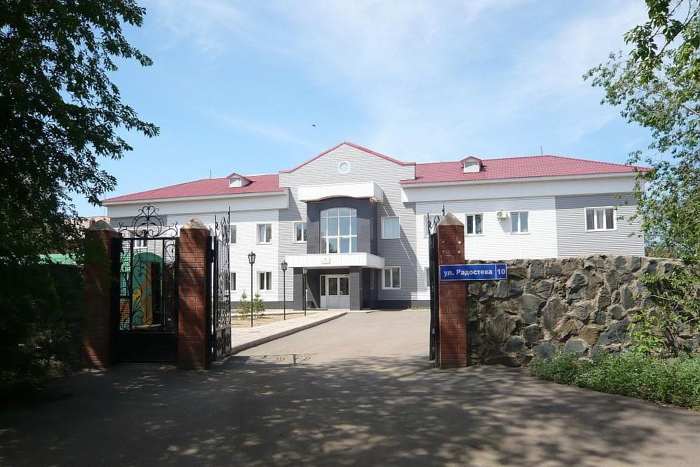 Здание бизнес-инкубатора в Орске 