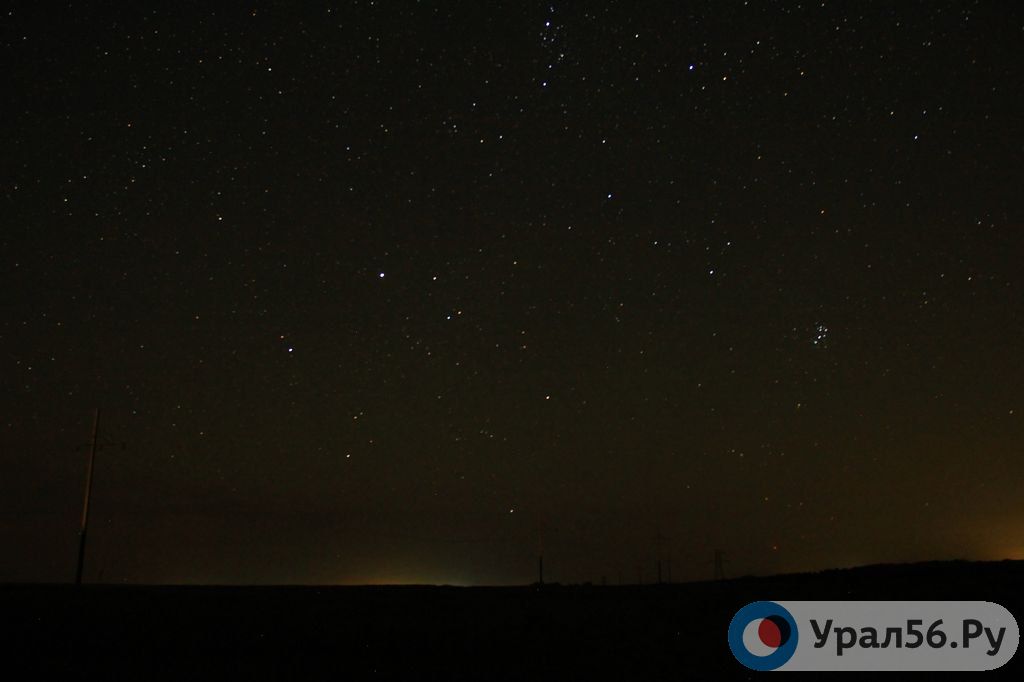 Ночное небо над Орском. Фото из архива