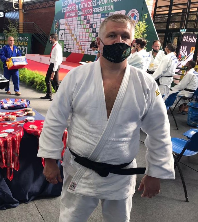 В Португалии прошел Чемпионат мира по дзюдо среди ветеранов. Новотройчанин Николай Янчин стал призером — 3 место в весе +100 кг
