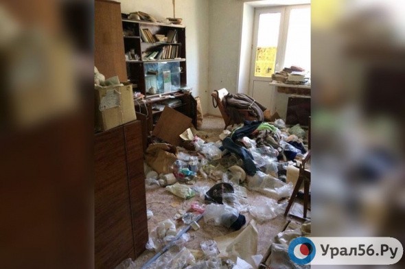 Полная разруха: Врач из Орска показал фото жилья, которое предлагала администрация летом