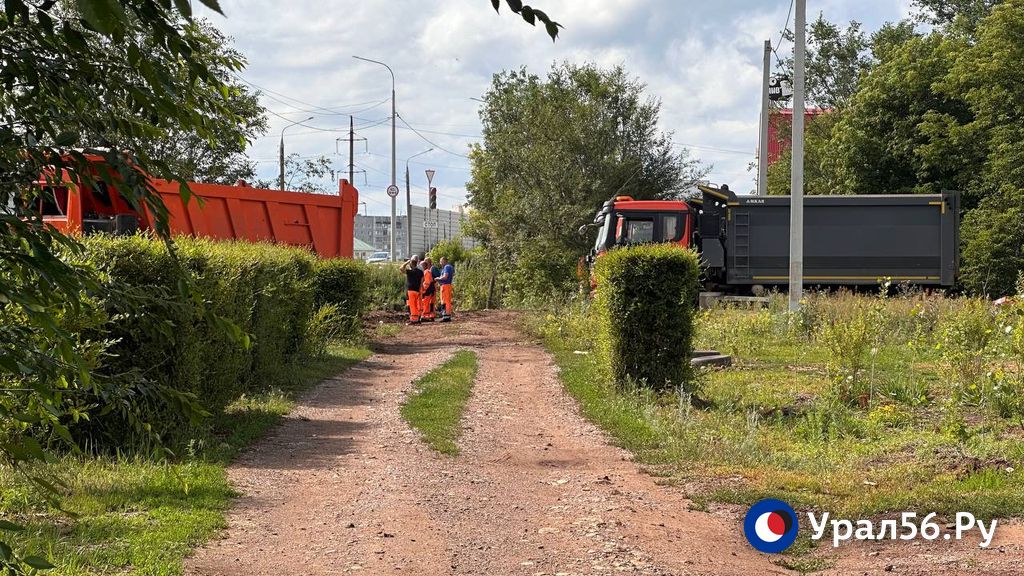 Дорога на улице Ивановская в микрорайоне Солнечный. Фото сделано  23.06