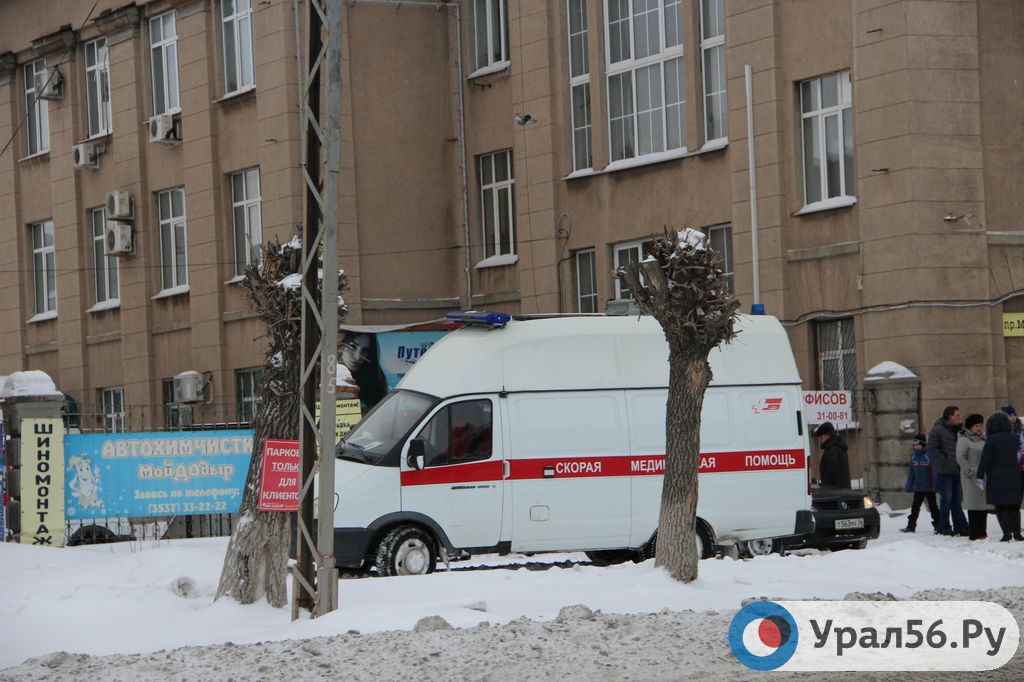 На ЮУМЗ в одном из цехов пострадал рабочий
