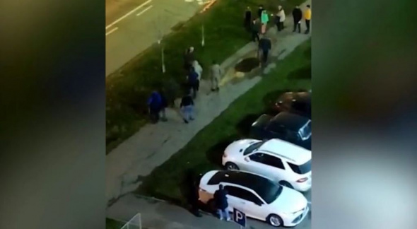 Четверо оренбуржцев напали на мужчину с ребенком в Новой Москве
