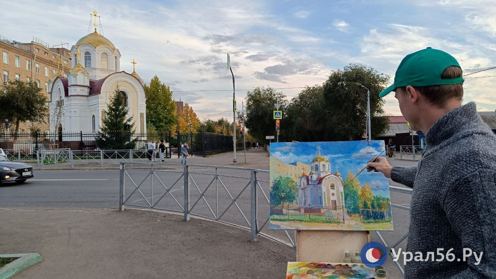 Оренбург, перекресток улиц Аксакова и Степана Разина