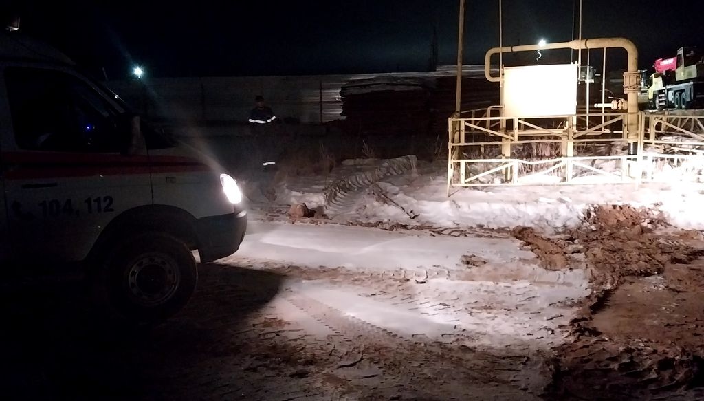 На месте коммунальной аварии. Фото: тгк «Око Оренбуржья Z»