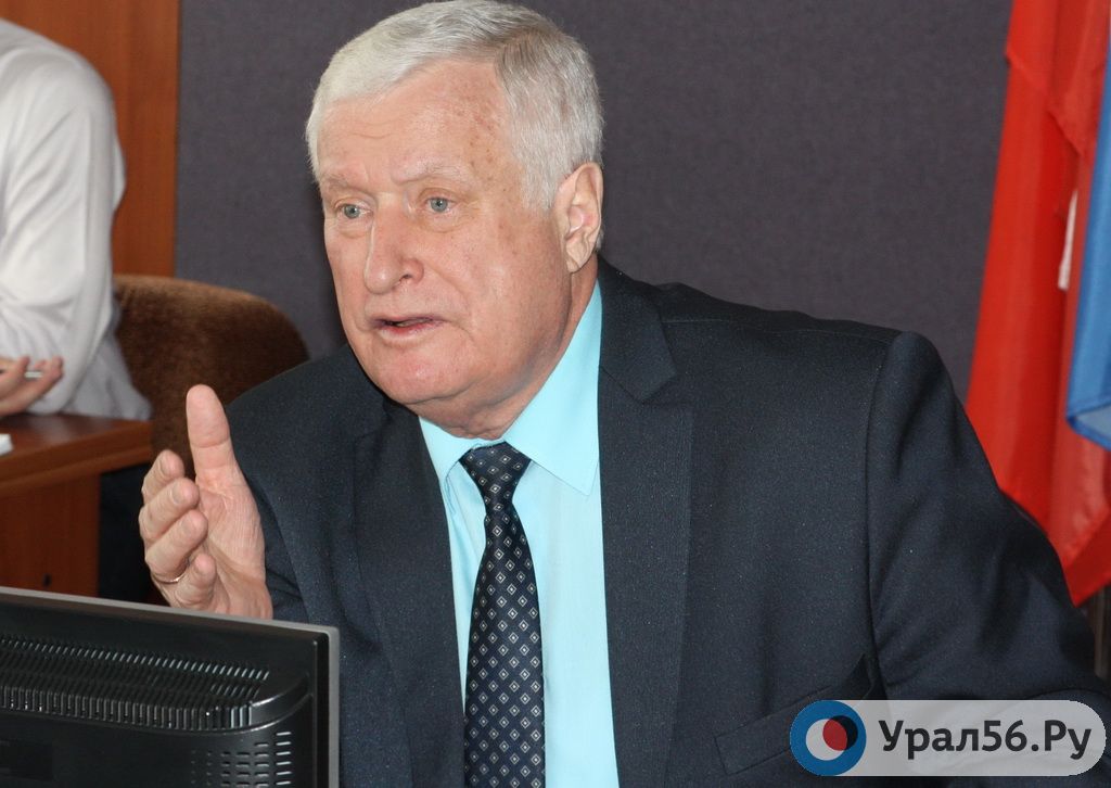 Виктор Франц на заседании горсовета