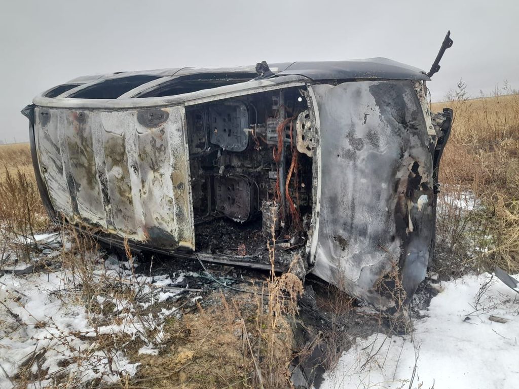 Выгоревший автомобиль, фото: УМВД России по Оренбургской области