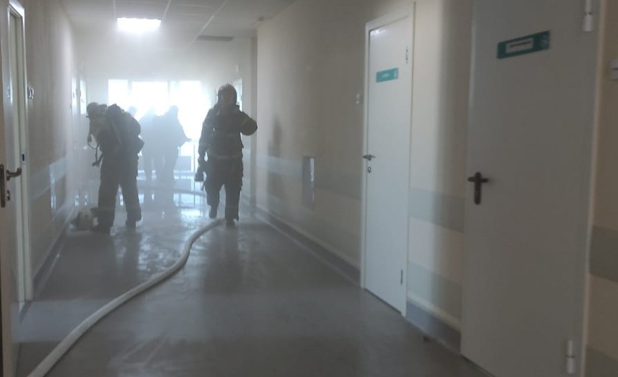В здании перинатального центра в Оренбурге ликвидировали пожар