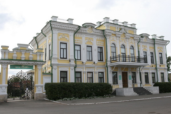 Навязывают ли в загсах Оренбурга услуги фотографов и операторов?